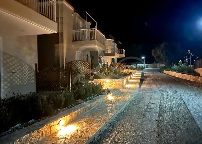 8 Homes