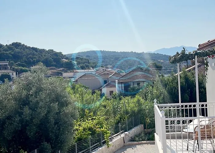 8 Homes * Katomerion
